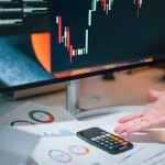 photo 1713461983836 de0a45009424